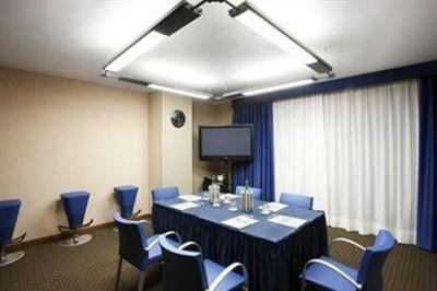 фото отеля Holiday Inn Salerno-Cava De' Tirreni