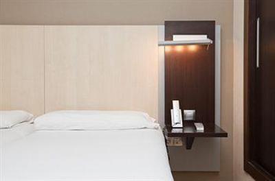фото отеля Confortel Auditori Hotel Barcelona