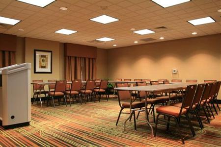 фото отеля Hampton Inn & Suites Laurel