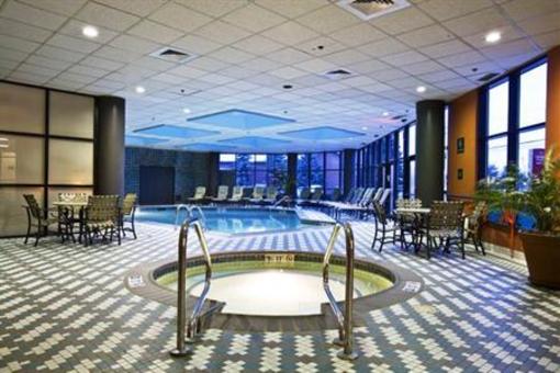 фото отеля Crowne Plaza Hotel Auburn Hills