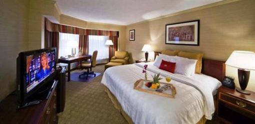 фото отеля Crowne Plaza Hotel Auburn Hills