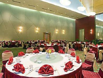 фото отеля Novotel Palembang