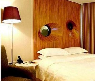 фото отеля Brook Boutique Hotel Parkview