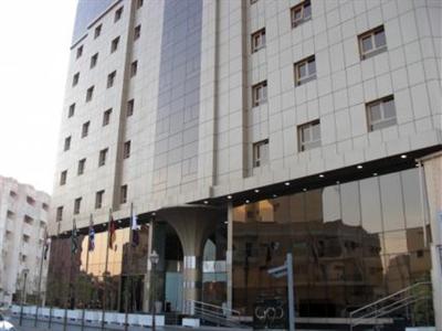 фото отеля Corp Executive Hotel Doha Suites