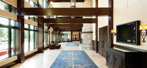 фото отеля Fairmont Le Chateau Montebello