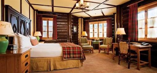 фото отеля Fairmont Le Chateau Montebello