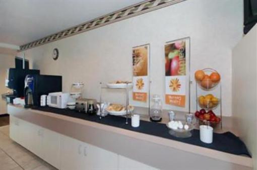 фото отеля Hyatt Place Denver Airport