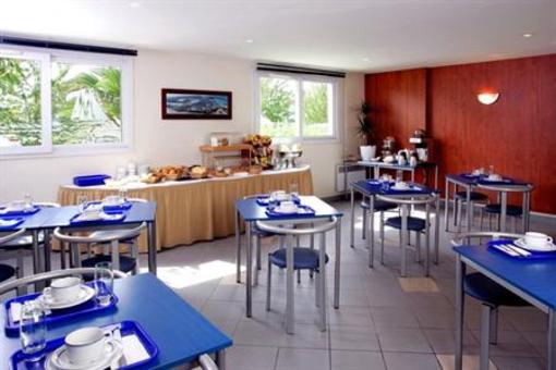 фото отеля Appart'City Rennes Ouest