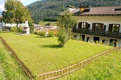 фото отеля Hotel Carlone Breguzzo
