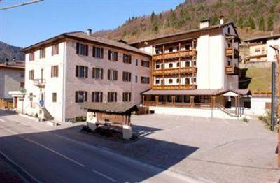 фото отеля Hotel Carlone Breguzzo