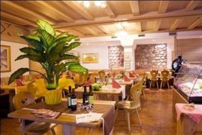 фото отеля Hotel Carlone Breguzzo