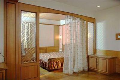 фото отеля Hotel Pan Asia Continental