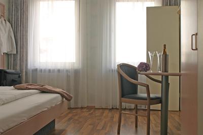фото отеля Hotel Astoria Frankfurt am Main