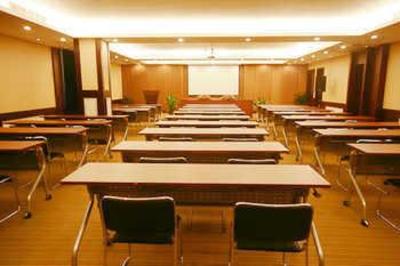 фото отеля Dongyi Business Hotel