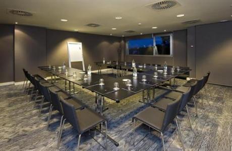 фото отеля Rafaelhoteles Forum Alcala