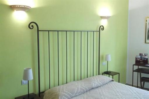 фото отеля Bed and Breakfast Cascina Antonini