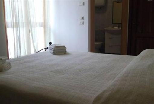 фото отеля Bed and Breakfast Cascina Antonini