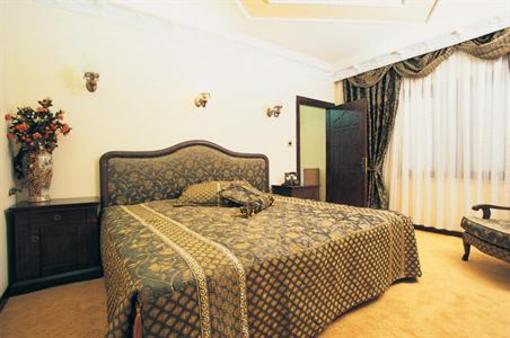 фото отеля Riverside Garden Resort Alsancak