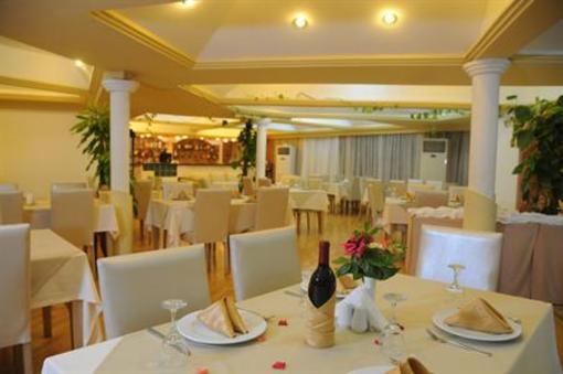 фото отеля Riverside Garden Resort Alsancak
