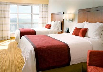 фото отеля Courtyard by Marriott Oakland Emeryville