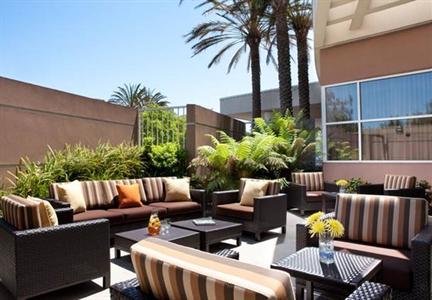 фото отеля Courtyard by Marriott Oakland Emeryville