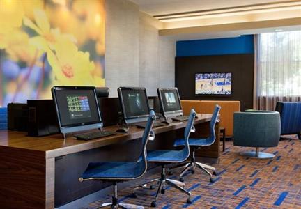 фото отеля Courtyard by Marriott Oakland Emeryville