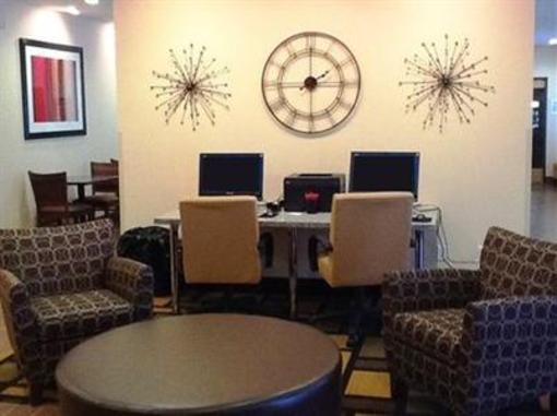 фото отеля Econo Lodge Inn And Suites Minot