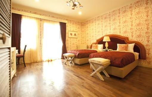 фото отеля Rancho Charnvee Resort & Country Club