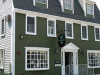 Bouchard Inn