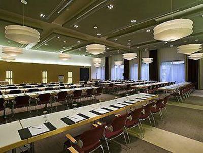 фото отеля Novotel Karlsruhe
