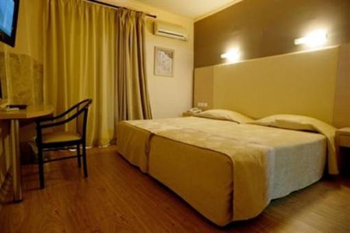 фото отеля Tselikas Hotel