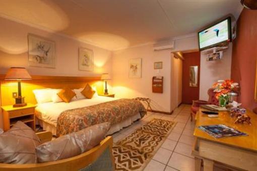 фото отеля Shamrock Arms Guest Lodge