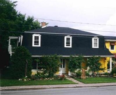 фото отеля Auberge Sainte Catherine de Hatley