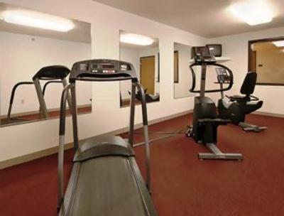 фото отеля Travelodge Moon Township