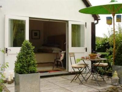 фото отеля The Birches Bed & Breakfast