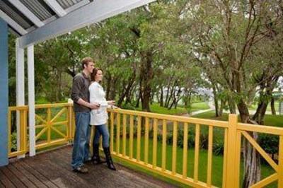 фото отеля Broadwater Beach Resort Busselton