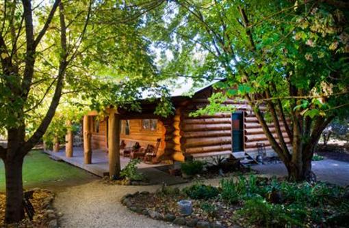 фото отеля Tewksbury Lodge Porepunkah