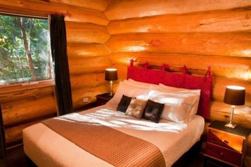 фото отеля Tewksbury Lodge Porepunkah
