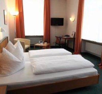 фото отеля Hotel St. Michael Tauberbischofsheim
