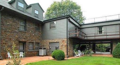 фото отеля Graystone Manor of Wilkesboro