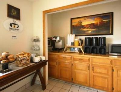 фото отеля Sandman Inn Cache Creek