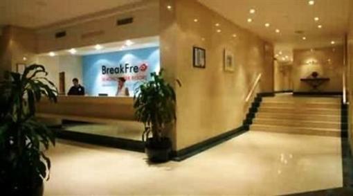 фото отеля BreakFree Beachcomber Surfers Resort