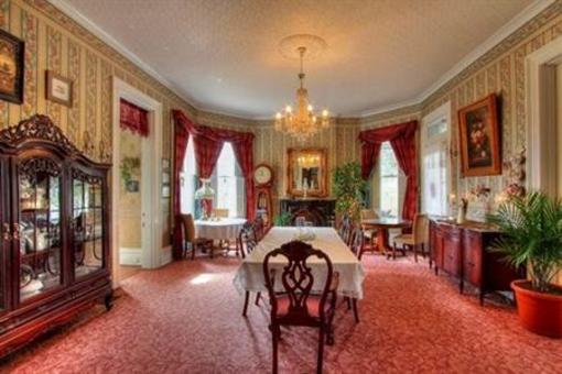 фото отеля Victorian House Bed and Breakfast