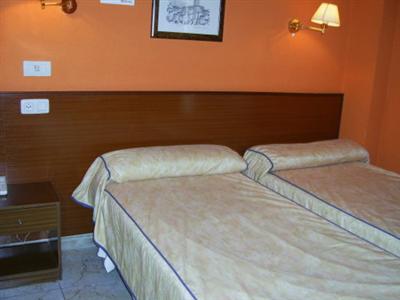 фото отеля Hostal Jaime I De Aragon Huesca