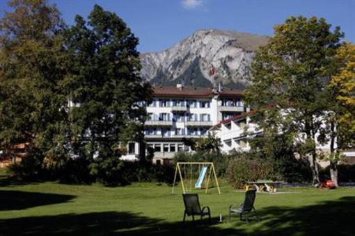 фото отеля Parkhotel Bellevue Lenk