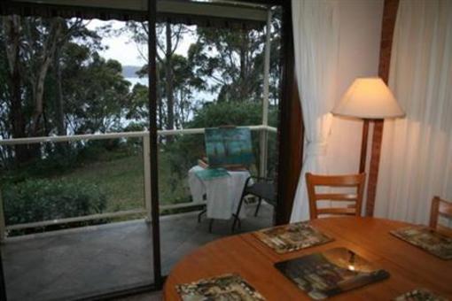 фото отеля Waterview Apartment Batemans Bay