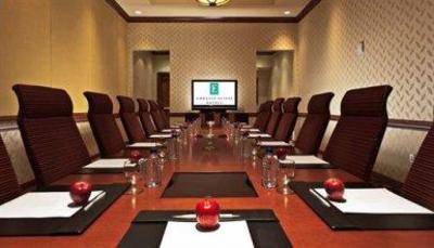 фото отеля Embassy Suites Salt Lake City West Valley
