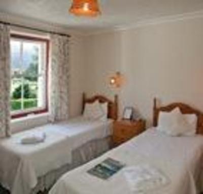 фото отеля Strands Inn Wesdale