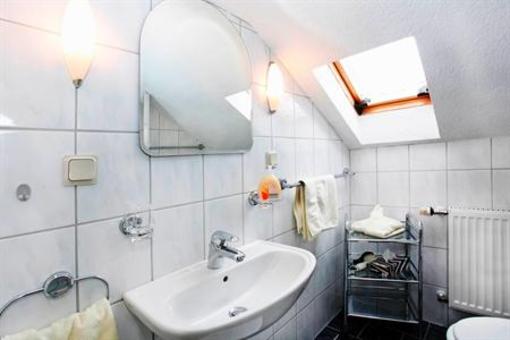 фото отеля Roswitha Pension Hotel Usingen