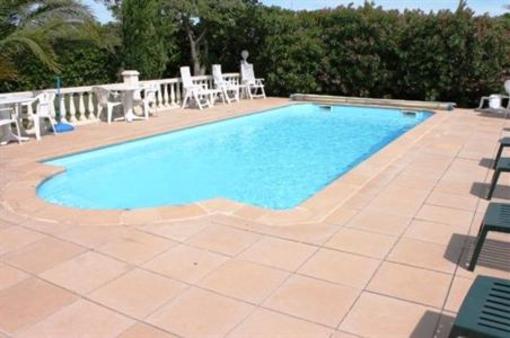 фото отеля Comfort Hotel Istres